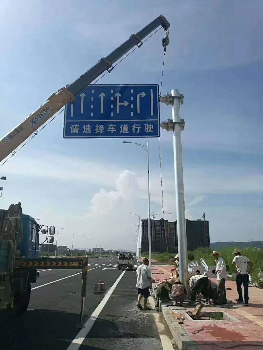 宜宾市交通标志杆八角杆 - 方案